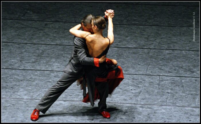 JOSÉ CASTRO - Danseur - Chorégraphe - Bolas - Metteur en scène - Image 121