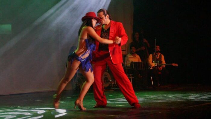 JOSÉ CASTRO - Danseur - Chorégraphe - Bolas - Metteur en scène - Image 35