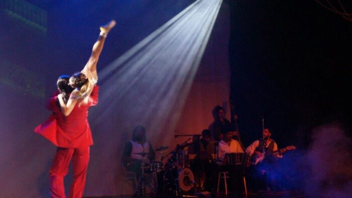 JOSÉ CASTRO - Danseur - Chorégraphe - Bolas - Metteur en scène - Image 37