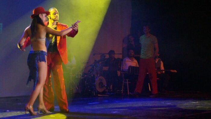 JOSÉ CASTRO - Danseur - Chorégraphe - Bolas - Metteur en scène - Image 87