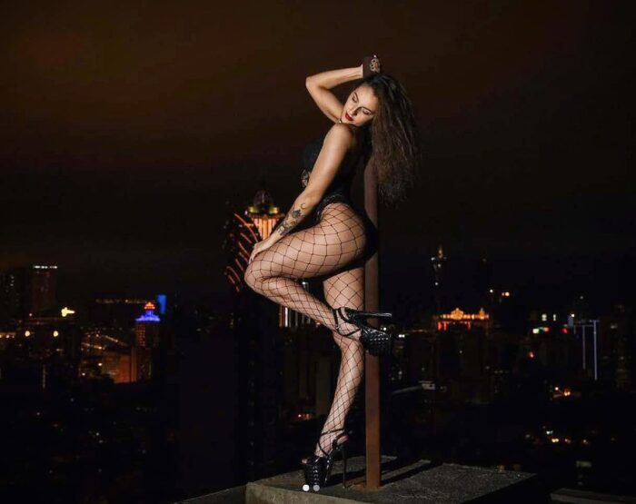 THE ROMANCE OF LADY GAGA - Image 12